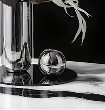 Load image into Gallery viewer, Classic Silver Vase Set