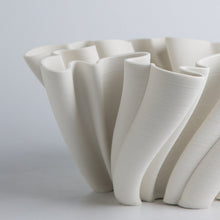 Load image into Gallery viewer, Ceramic 3D Printing Vase - White