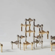 Load image into Gallery viewer, Molecular Structure Candle Holder - Gold

