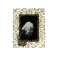 Load image into Gallery viewer, Gold Leaf Photo Frame - 26 cm
